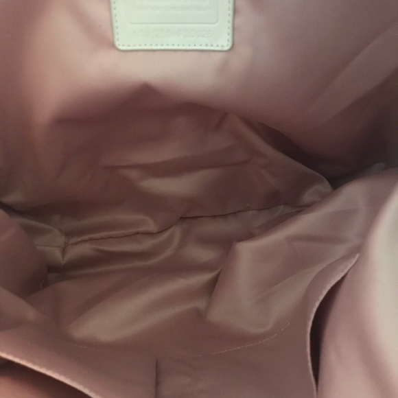 Coach Poppy Tote - Picture 5 of 7